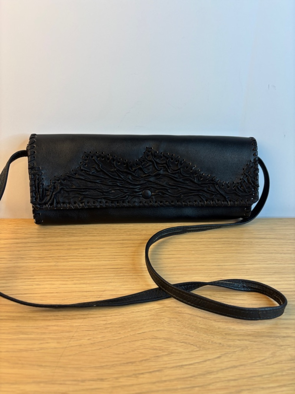 Vintage Black Leather Lightweight Clutch with Textured Detail